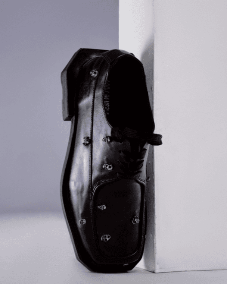 Skull studded shoes
